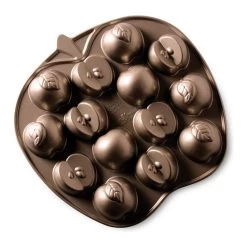 Nordic Ware Grey Cast Aluminum 3 Cup Apple Slice Cakelet Pan