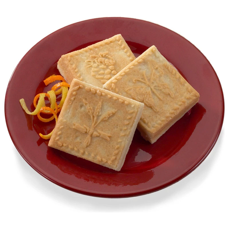 Nordic Ware Non-stick Cast Aluminum 9x9 English Shortbread Pan - Image 2