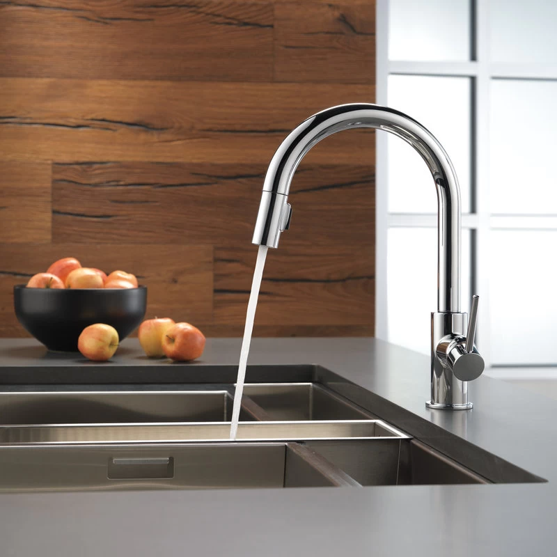 Delta Trinsic Single Handle Pull-Down Kitchen Faucet, Polished Chrome - Image 3