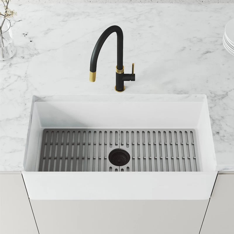 VIGO Bristol Kitchen Faucet, Matte Brushed Gold/Matte Black - Image 10