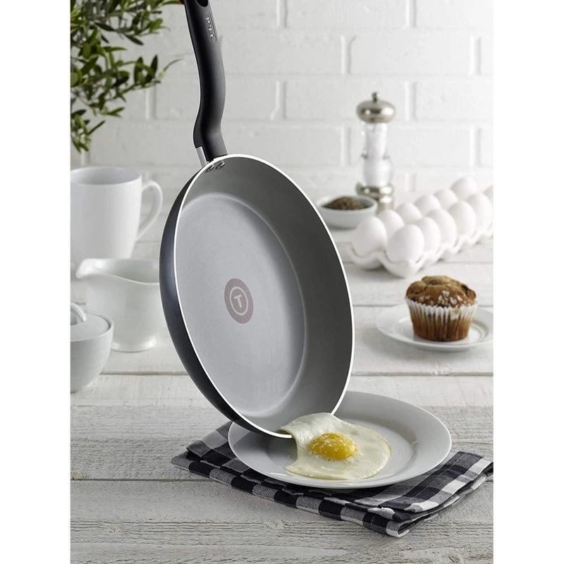 Initiatives Ceramic Black 8.5" And 10.5" Fry Pan Set - Image 3