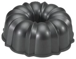 Nordic Ware Pro Cast Original Bundt Pan, 12 Cup
