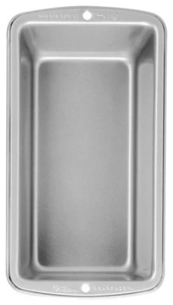 Wilton 191003159 Recipe Right Non-Stick Medium Loaf Pan, Silver