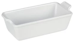 Le Creuset 9"x5"x3" (1 1/2-Quart,/1 Lb.) Heritage Loaf Pan, White